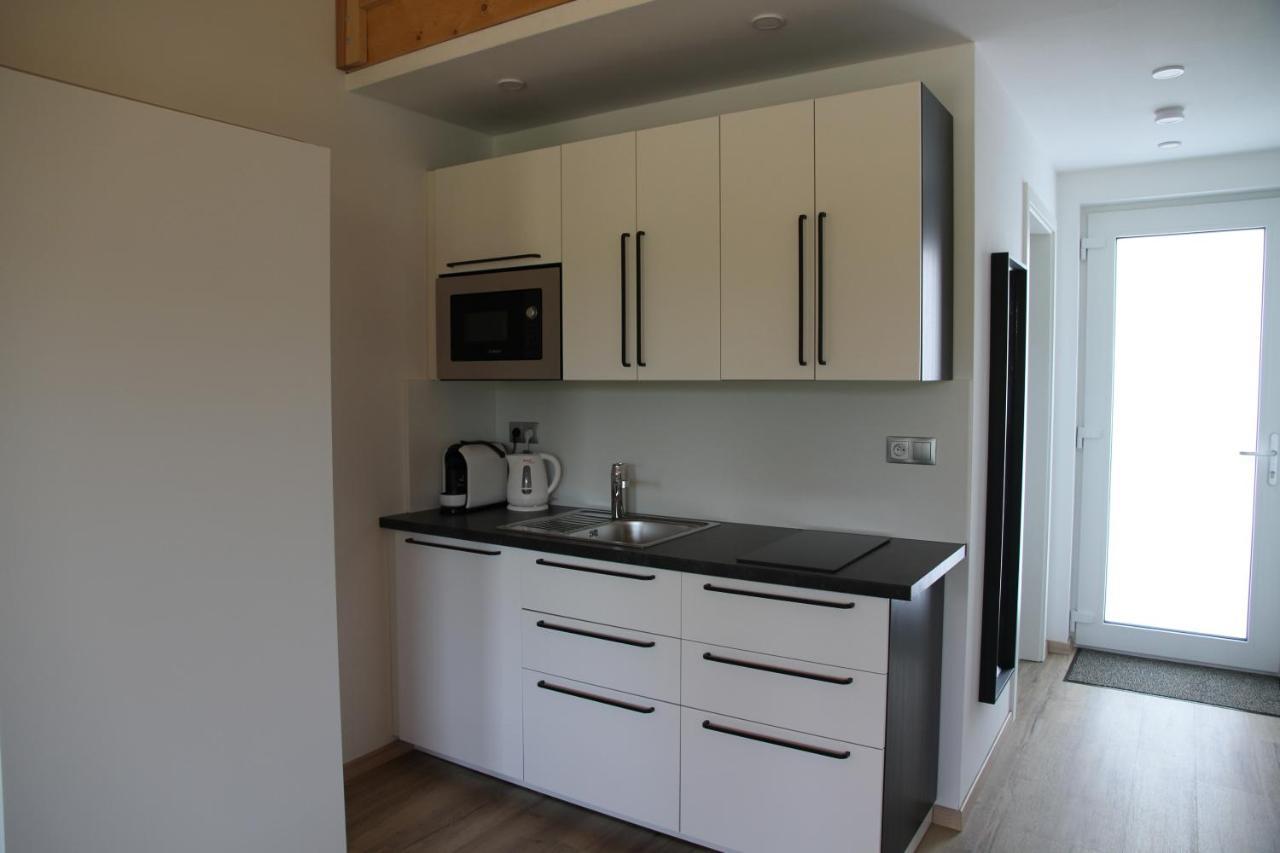 Apartmany Hluboka Nad Vltavou S Vyhledem Na Zamek Экстерьер фото