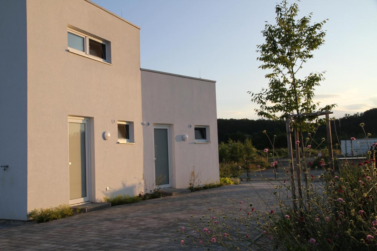 Apartmany Hluboka Nad Vltavou S Vyhledem Na Zamek Экстерьер фото